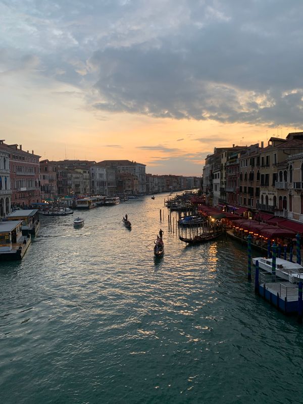 イタリア・ナポリ「2019イタリア(ミラノ、ヴェネツィア、フィレンツェ、ナポリ、ローマ)」の写真：憧れのヴェネツィア。生きてる内に行けて良...