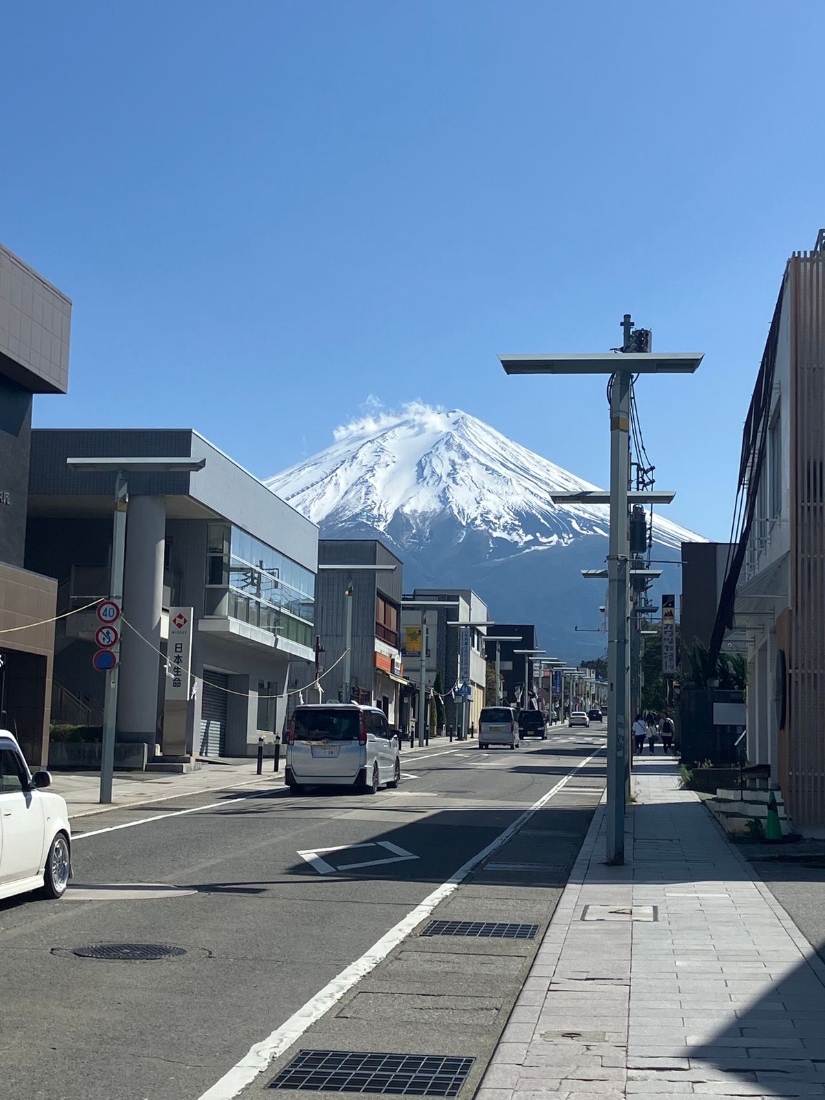 【撮影場所】
山梨県 富士吉田市 金鳥居

【住所】山梨県富士吉田市上吉田...