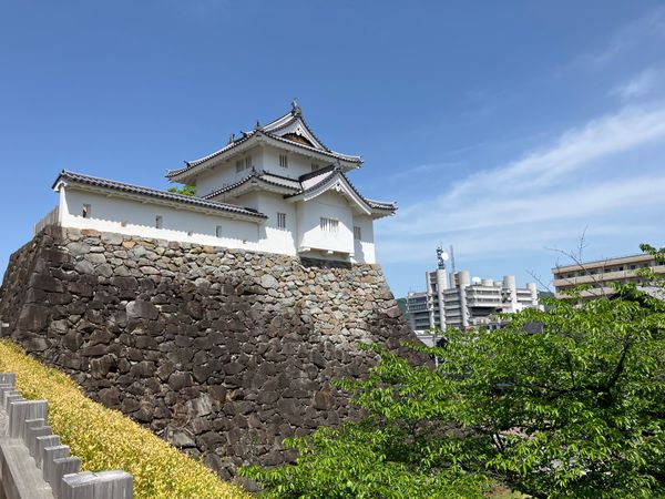 日本・山梨県「ドラマロケ地巡り山梨県と栃木県、福島県🚗の旅」の写真：【撮影場所】
山梨県 甲府市 舞鶴城公園...