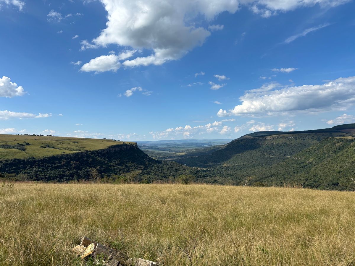 ウムゲニ・バレー自然保護区 uMngeni Valley
ホーウィックの滝...