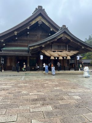 出雲大社参拝後に田中屋で出雲蕎麦を堪能した。