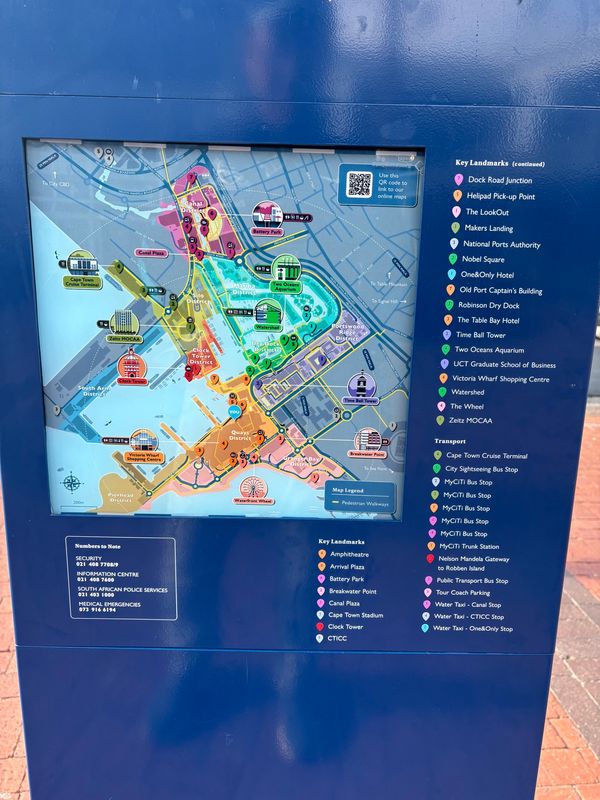 南アフリカ・喜望峰「ケープタウン旅行」の写真：Ｖ＆Ａウォーターフロントを散策しました。...