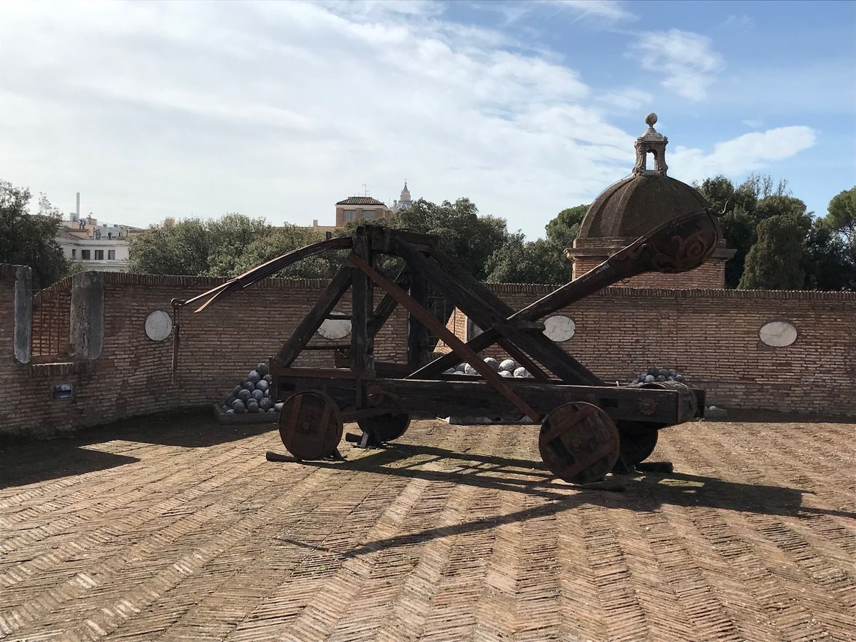 サンタンジェロ城　＊Roma pass利用
バチカンのサン・ピエトロ大聖堂...