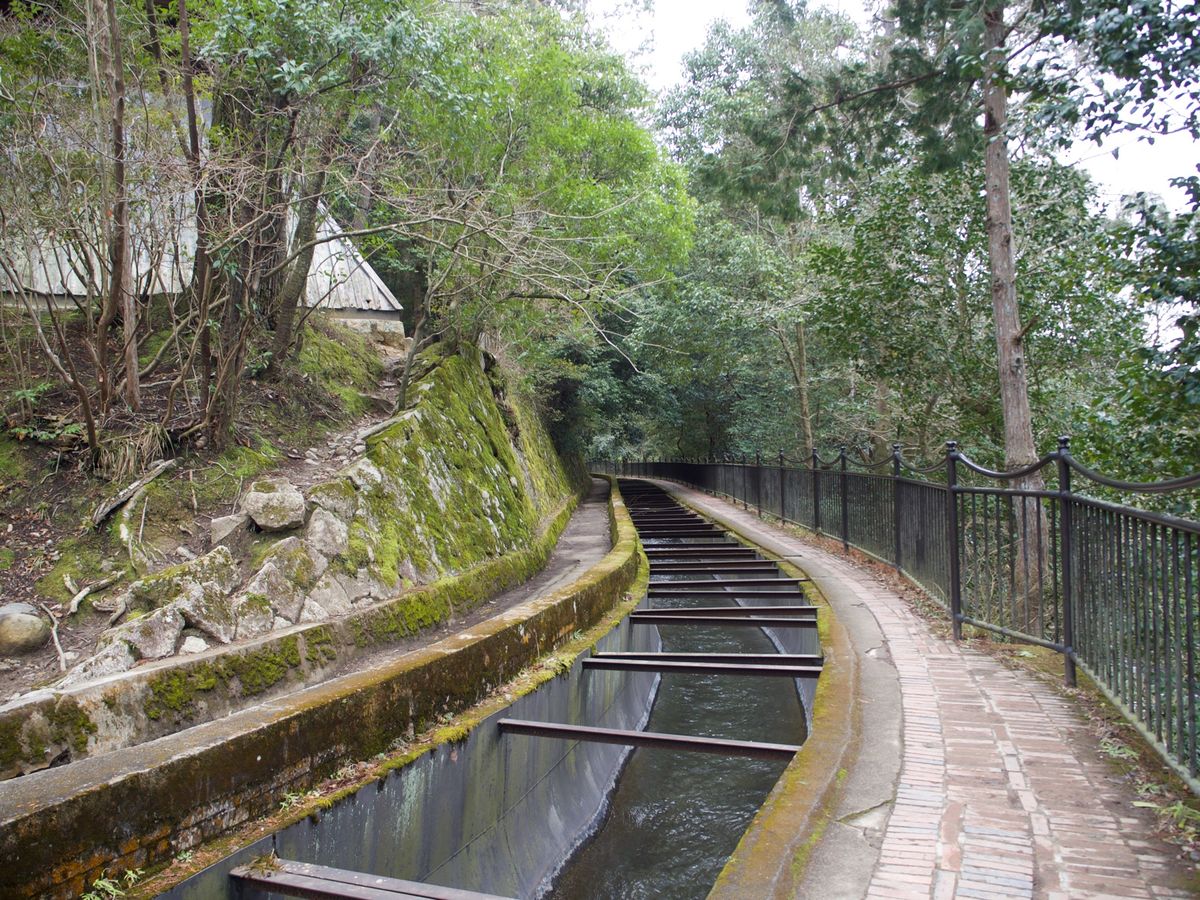 南禅寺水路閣
水路というのは、どの国でもやはり見応えある。