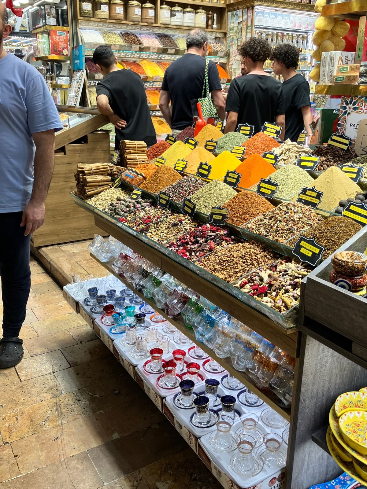 エジプシャンバザール
雰囲気は良いですが、まぁ全て観光地価格。
スパイスは...