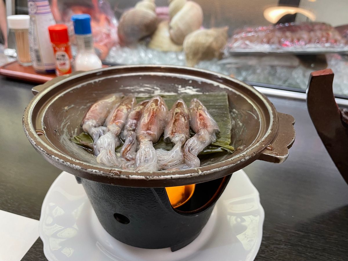 駅前の金剛で食事。
お刺身、ほたるいか美味しかった