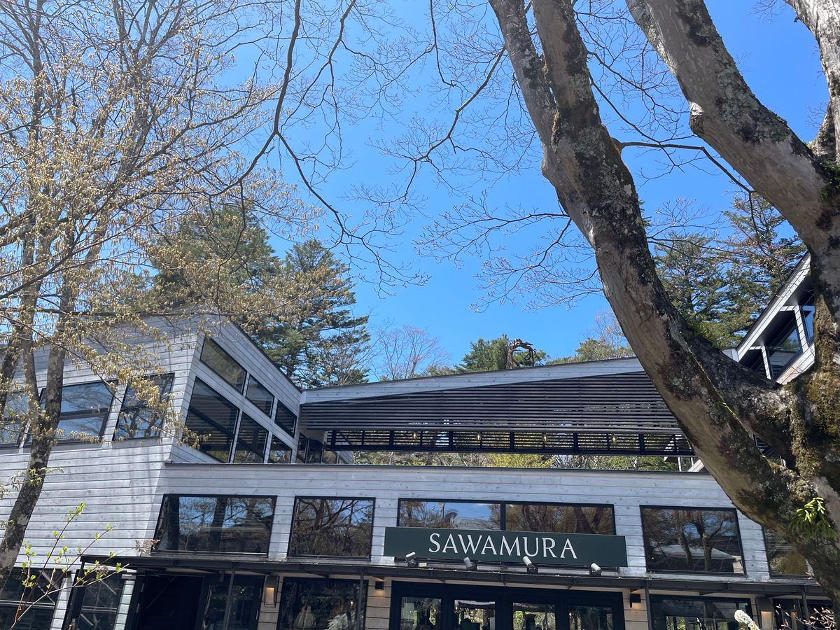 軽井沢では旧軽井沢銀座をぶらぶらと