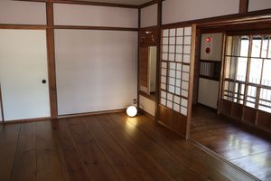 旧ハワイ王国の施設。明治時代の建物のようです。