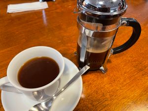 ランチの後は中軽井沢へ。石の教会も見ました。ハルニレテラスで一休み。