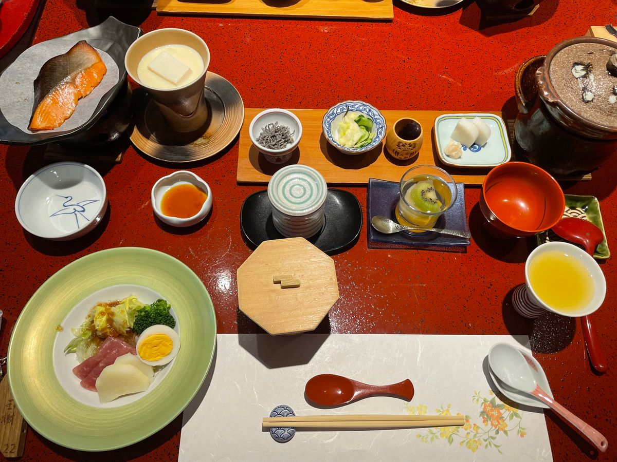 朝食も盛りだくさん。美味しかったです。