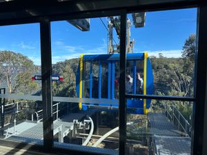 世界遺産Blue Mountains

日本とは逆の季節なので紅葉が綺麗。...