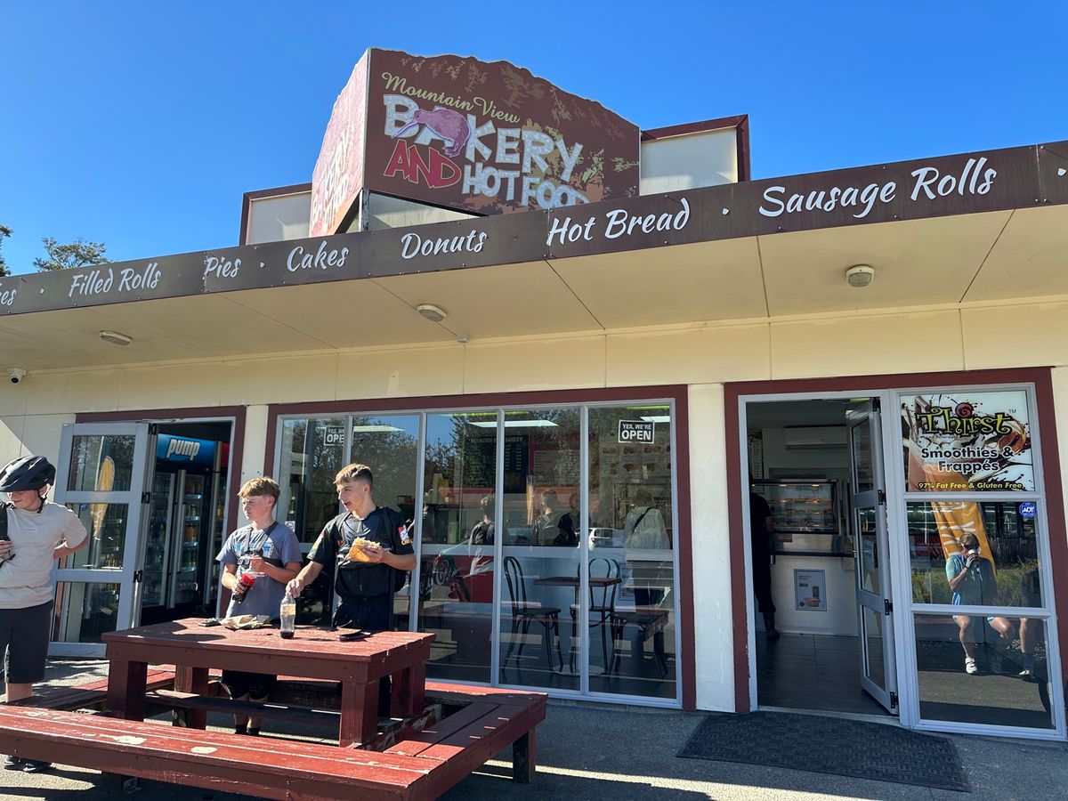 ワイトモケーブスへ向かう