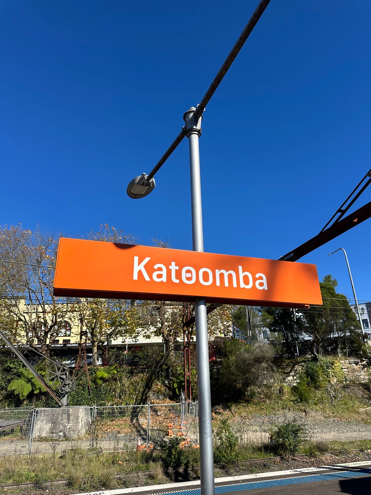 CentralからKatoombaへ。
世界遺産Blue Mountain...