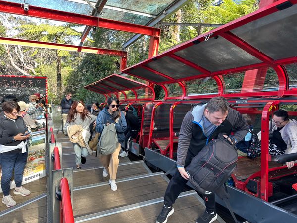 香港・赤鱲角國際機場、Chek Lap Kok International Airport「NRT ✈︎ HKG ✈︎ ACL ✈︎ SYD ✈︎ HND」の写真：トップステーションからScenic Ra...