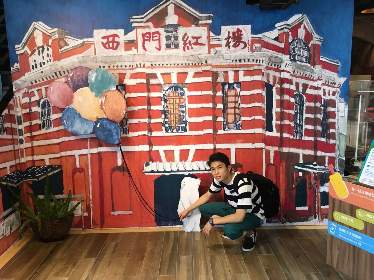 #台湾の原宿、西門町②#顔ぐらいでかいチキン🍗