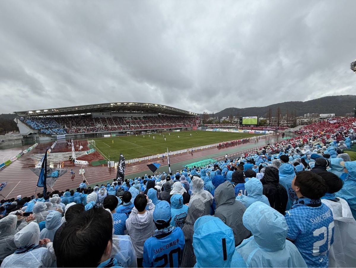 フロンターレ試合後にクライアントさんであるおかやま晴れの国食堂さんへ
お土...
