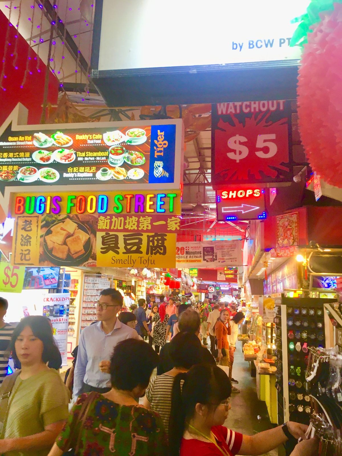 アラブストリート
壁画が映え✨