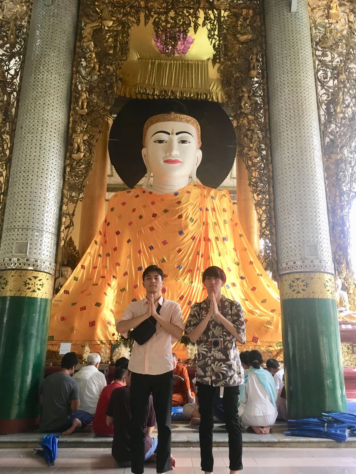 シュエダゴン パゴダ④
出る間際に案の定、チップせがまれました笑
まぁ、め...