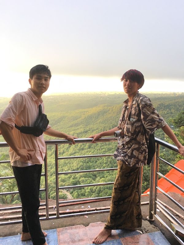 ミャンマー・ヤンゴン「松本といつもの海外旅」の写真：ポッパ山②
トゥクトゥクの兄ちゃん長いこ...