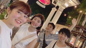 リバーサイドバンコク
夜はライトアップがきれい！屋台もたくさん
ランドマー...