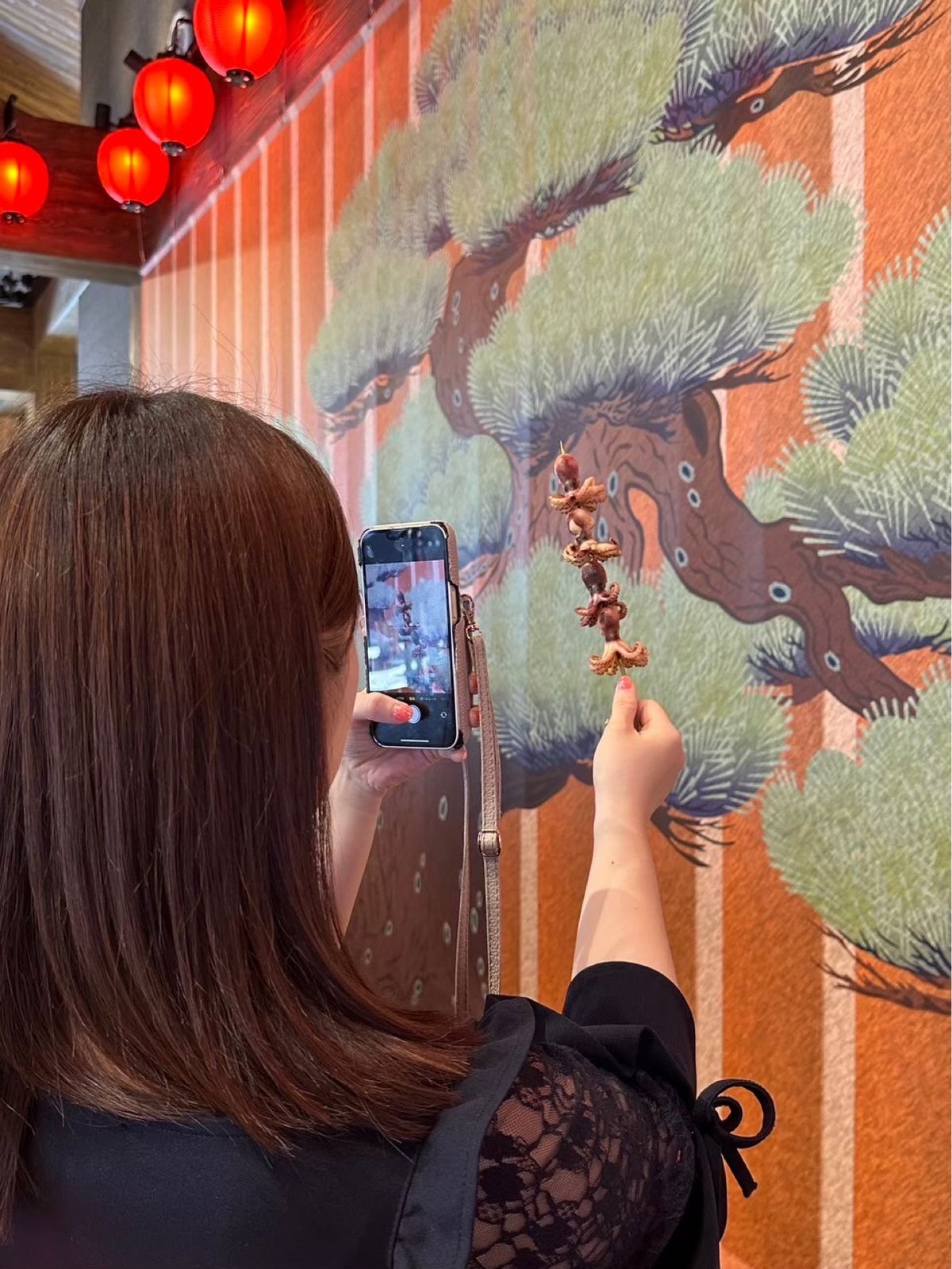 車で隣で目隠ししてもらって向かったのに渋滞とか道がわからなくなって船に間に...