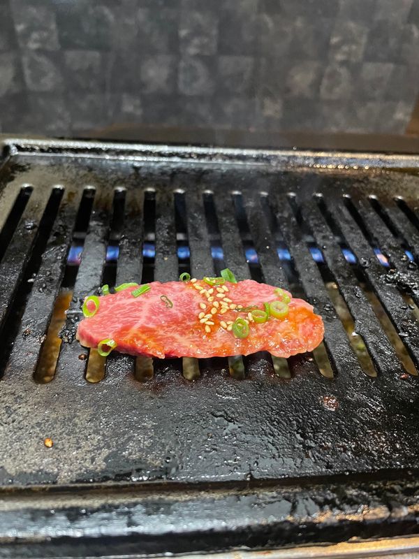 日本・沖縄県石垣市「石垣飲み歩き」の写真：石垣牛も安いのは普通…笑