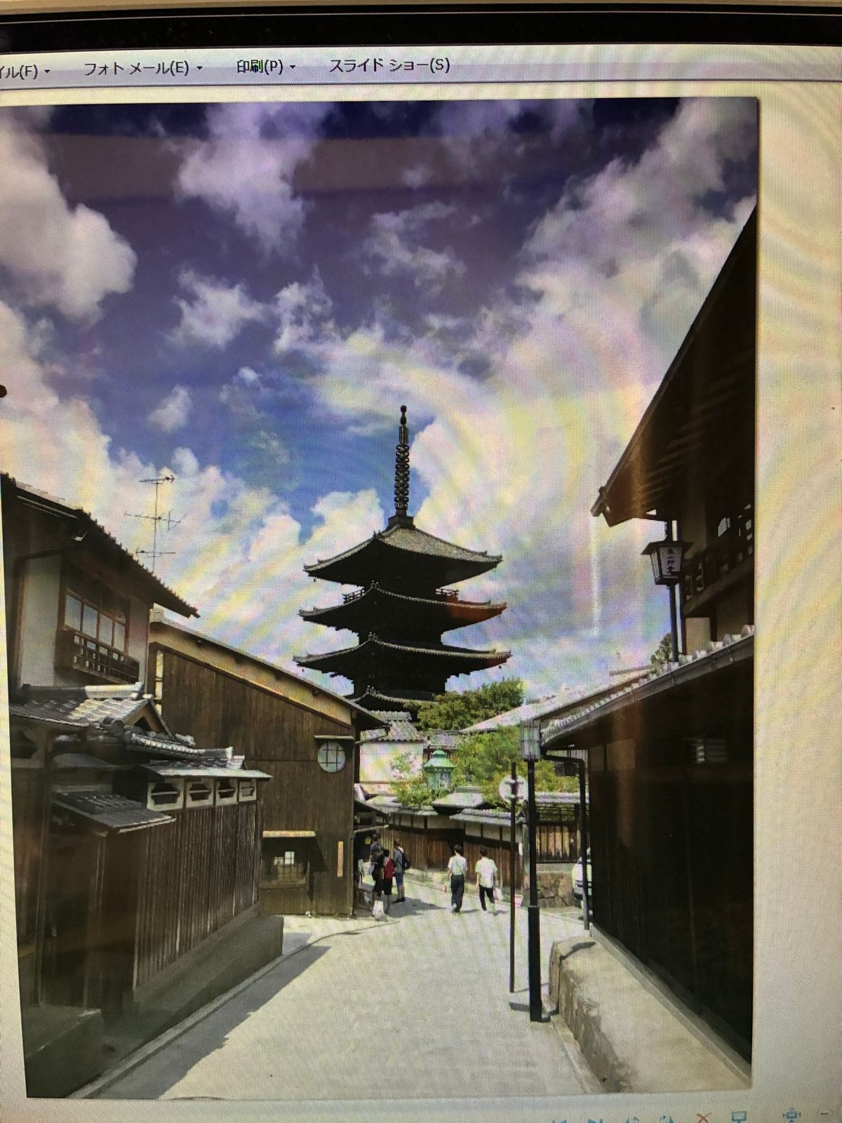 お寺のバスツアー
こっそり抜け出して
お散歩