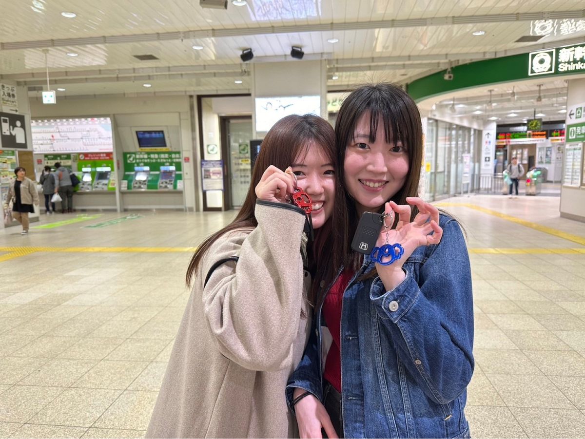 2日目の夜はまおまおと合流して長岡駅近くにある肉刺しへ
2人ともまだまおま...