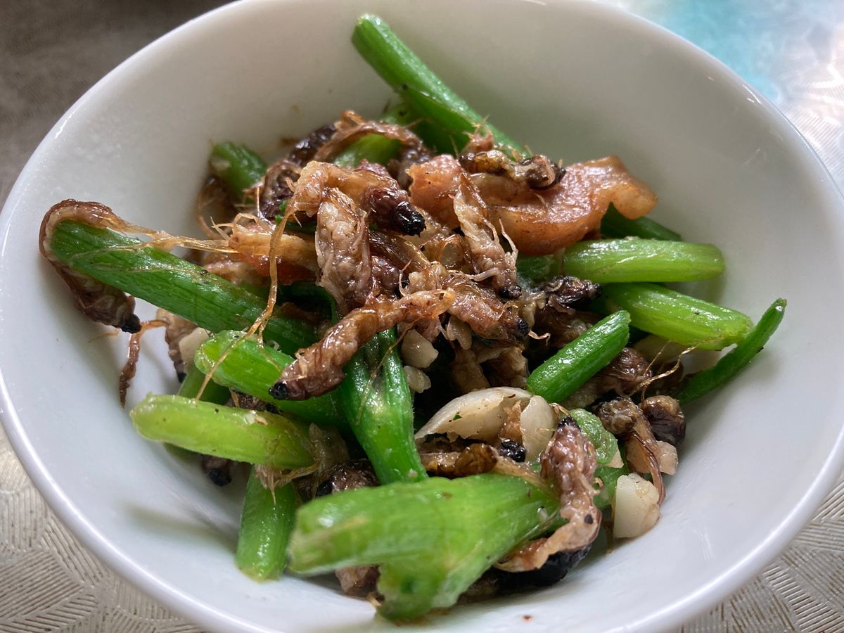 特に期待していなかった焼きそばmì xàoもかなり美味しい。20年以上前に...