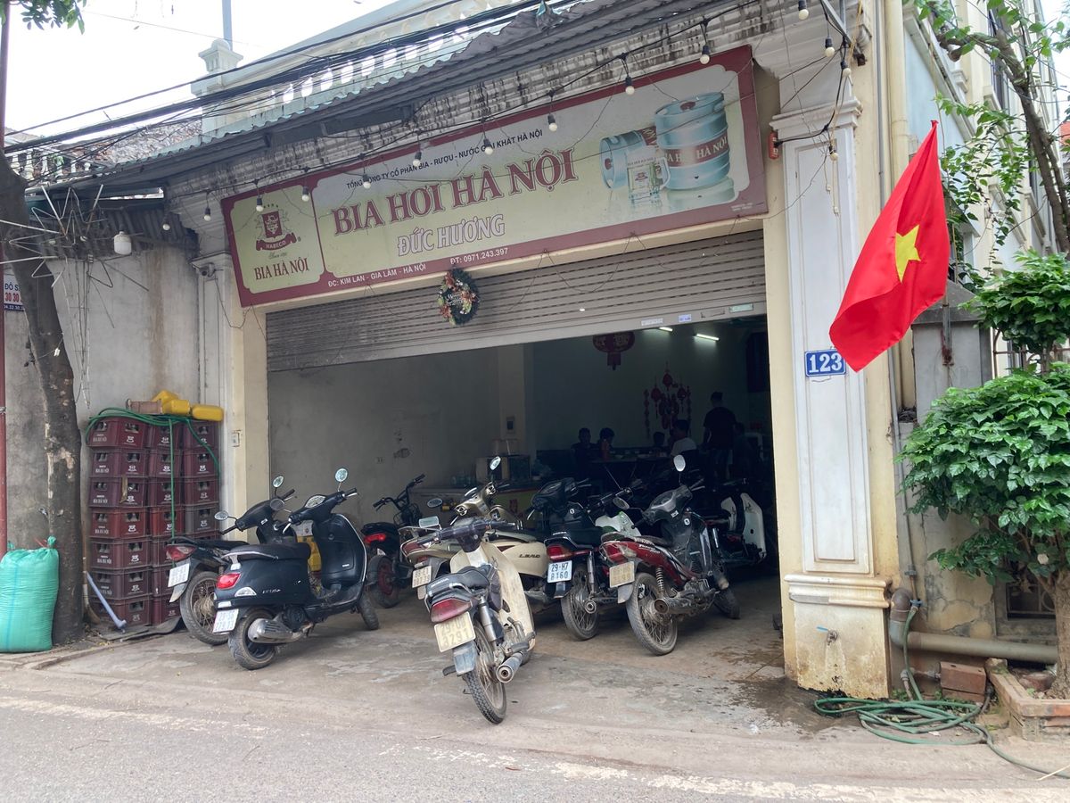 キムラン村 xã Kim Lan
ビアホイを見つけ、昼食。Đậu tẩm ...