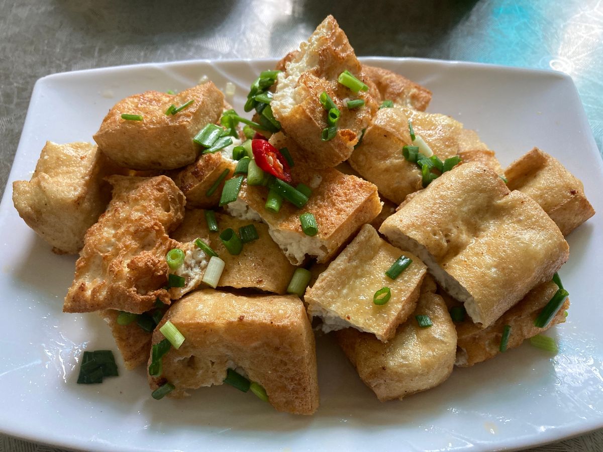 キムラン村 xã Kim Lan
ビアホイを見つけ、昼食。Đậu tẩm ...