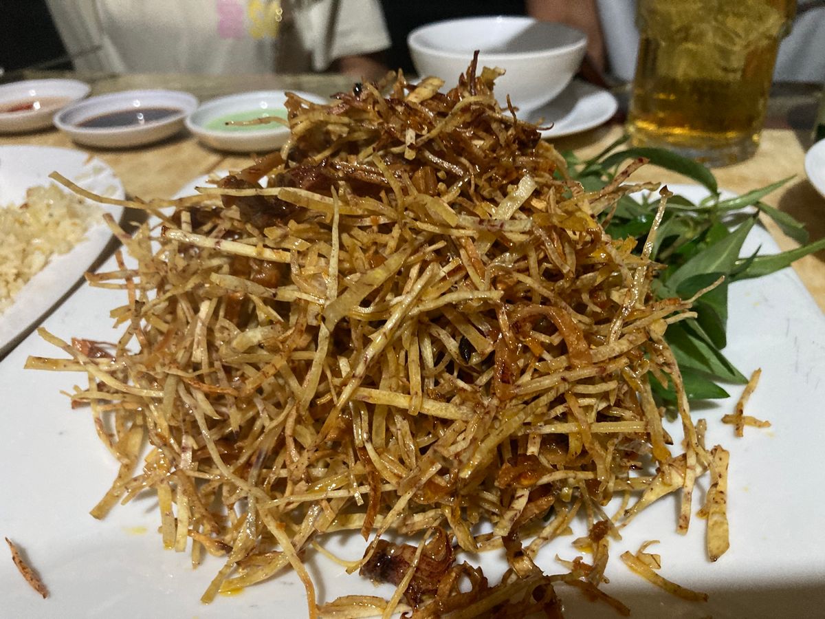 lẩu cá choai nấu ngót(テナガミズテング酸味鍋)
25...