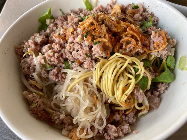 ベトナム・ハノイ「ベトナム」の写真：Hủ tiếu mì khô thịt ...