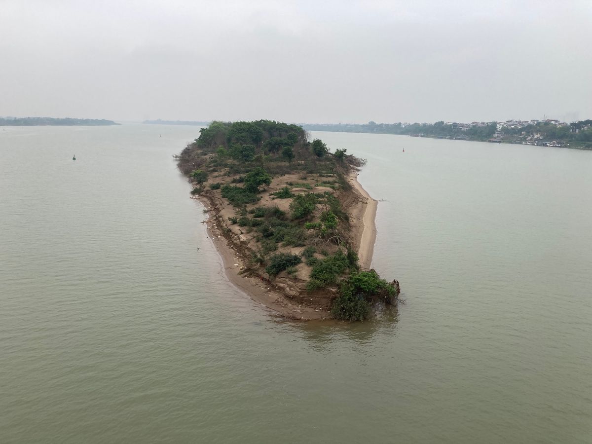 私的にハノイで一番好きなロンビエン橋cầu Long Biên散歩。旧市街...