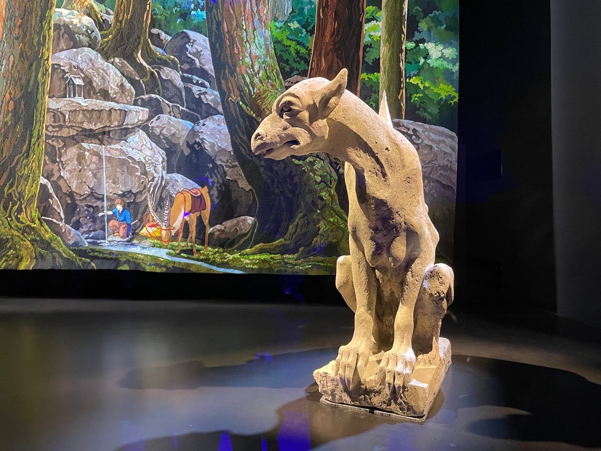 最初はフランス館へ。