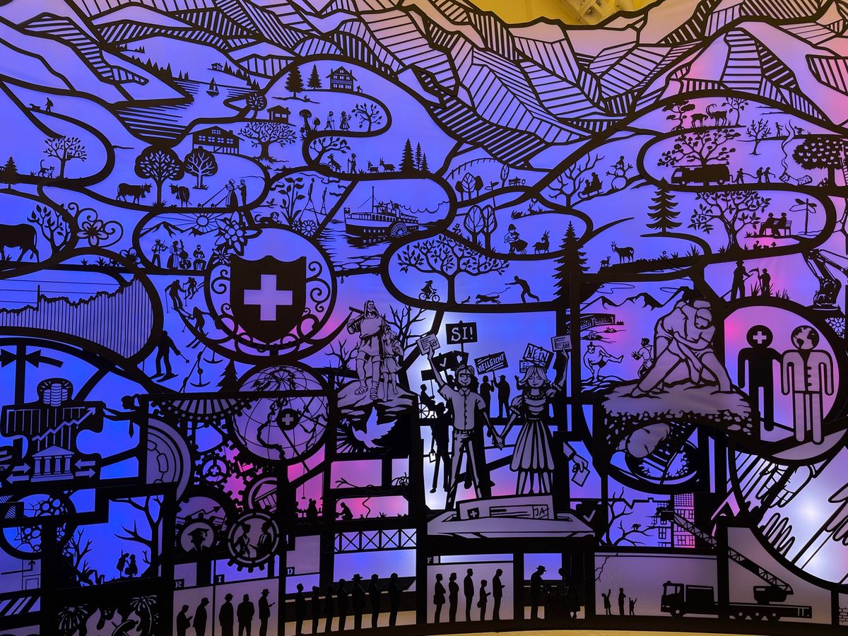 スイス館。ハイジもいました。