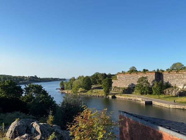 エストニア・タリン「シナモンロールを食べにフィンランドと、ちょっとエストニアを散歩」の写真：ヘルシンキ
スオメンリンナ島（世界遺産）...