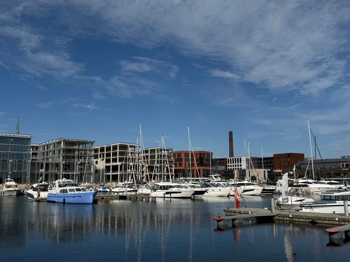 エストニア　タリン
●太っちょのマルゲリータと城門（世界遺産）
●太っちょ...