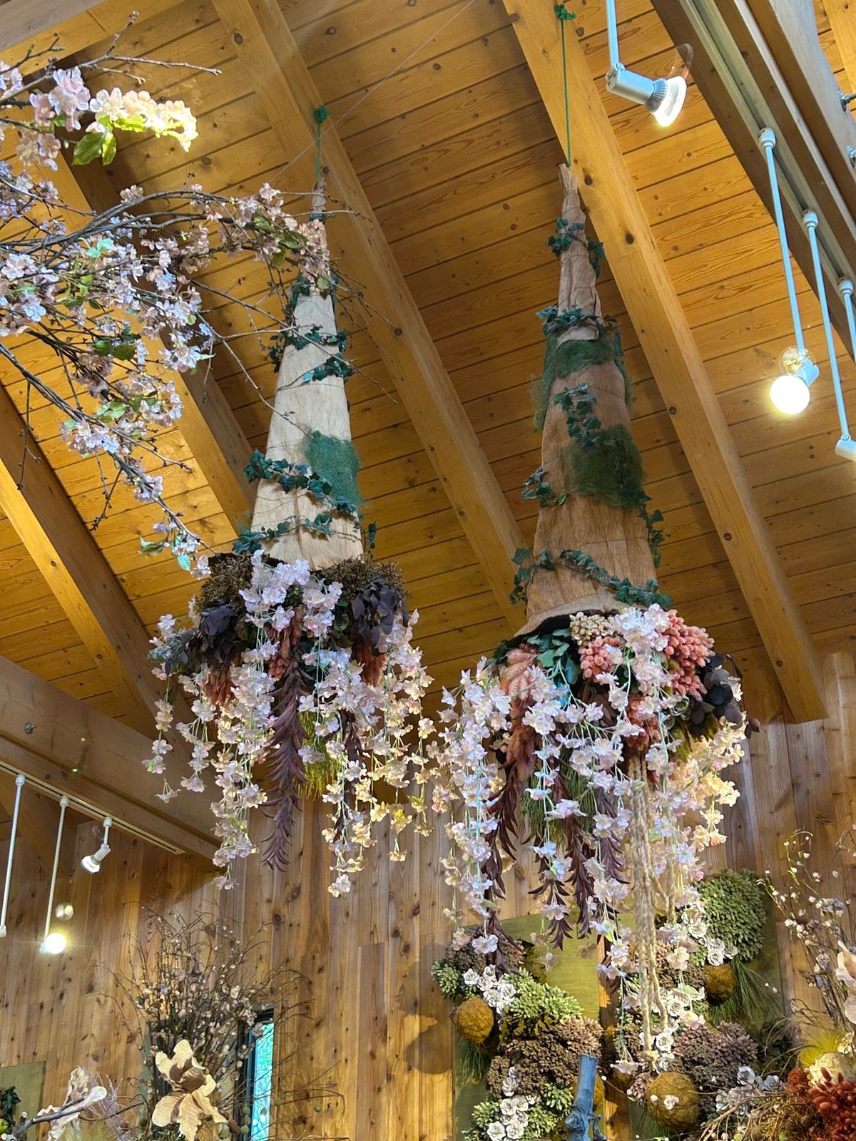 富良野で外せない場所、ファーム富田さんへ。
まだラベンダーの季節には早いけ...