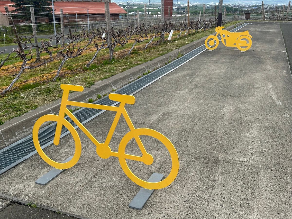 北海道に来たら外せない六花亭。
ここにしかないふらの餅が食べたかったけど、...