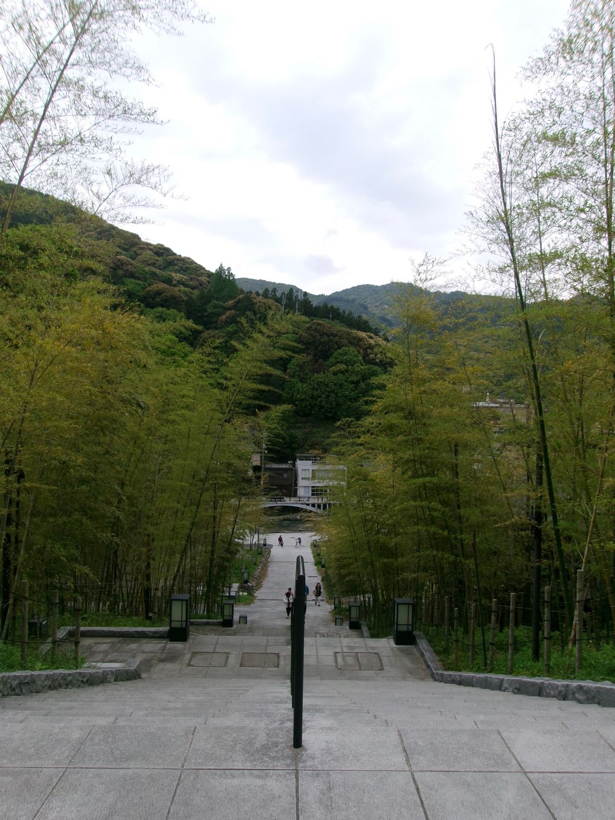 天気はいまいちやったけど漬け丼美味しすぎたから許した🙂‍↕️