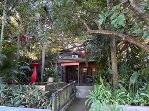 Umlilo Lodgeに宿泊しました。このロッジはテーマがジャングルって...