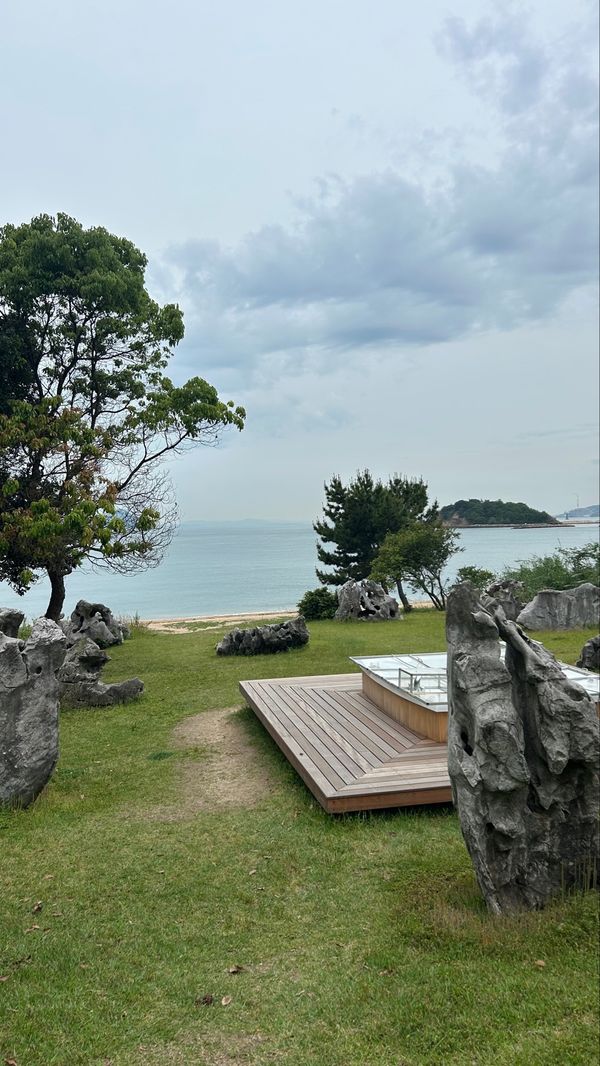 日本・香川県「自然たくさんな旅🌱」の写真：次の美術館に向かう途中で見つけた、謎の場...