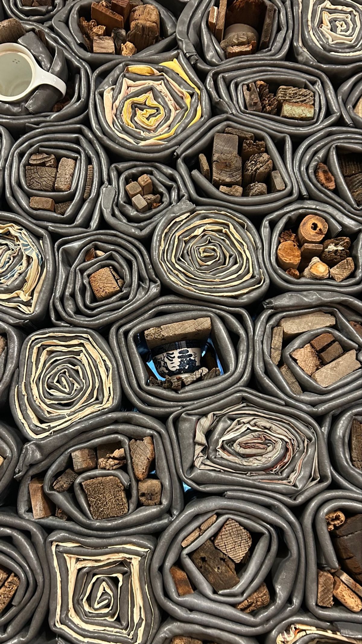 ベネッセミュージアム
どこもかしこも魅力たっぷりで歩くの楽しかったな〜。モ...