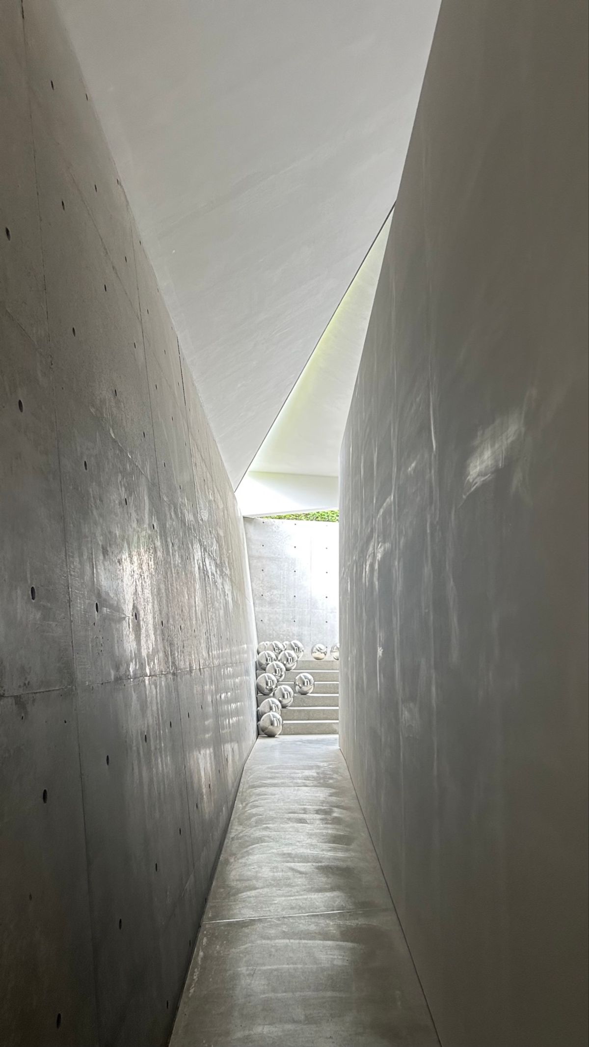 ヴァレーギャラリー
不思議な空間すぎて、1人で、 写真撮りまくったら色んな...