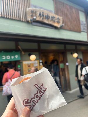 食べ歩き♪