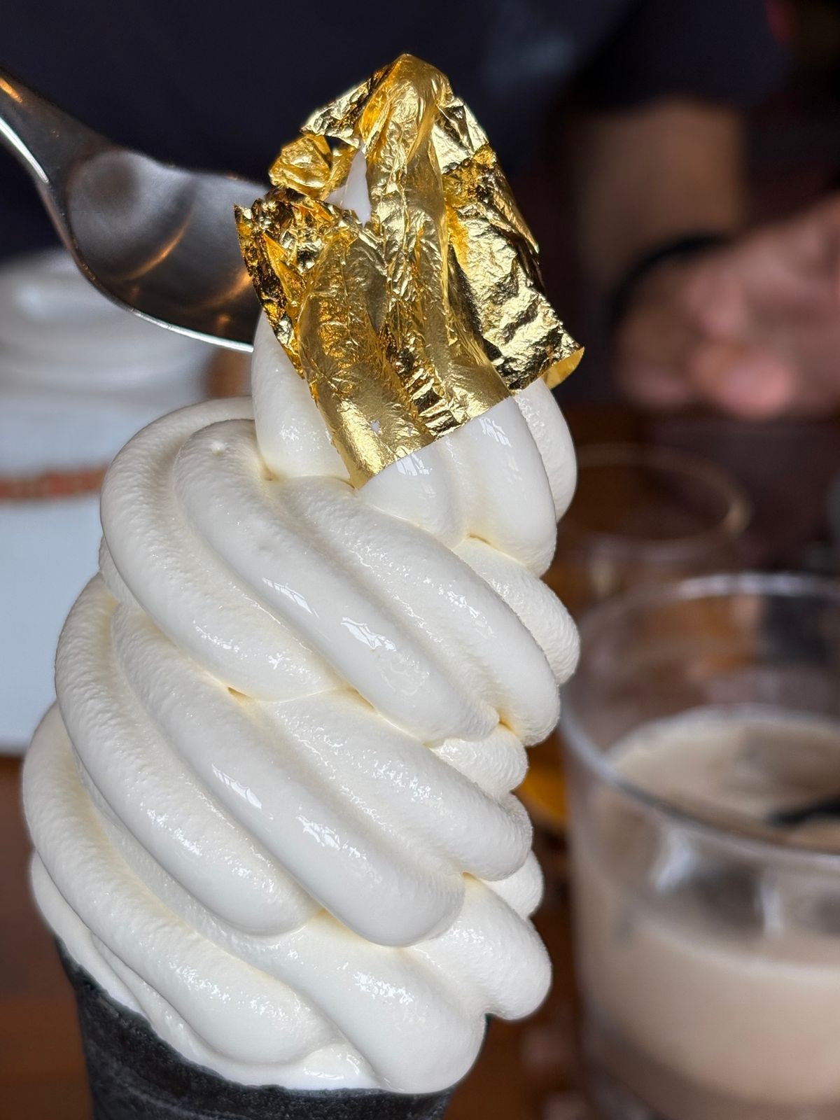 東茶屋街
自分で金箔乗せられるところだったけど上手くいかなかった😇