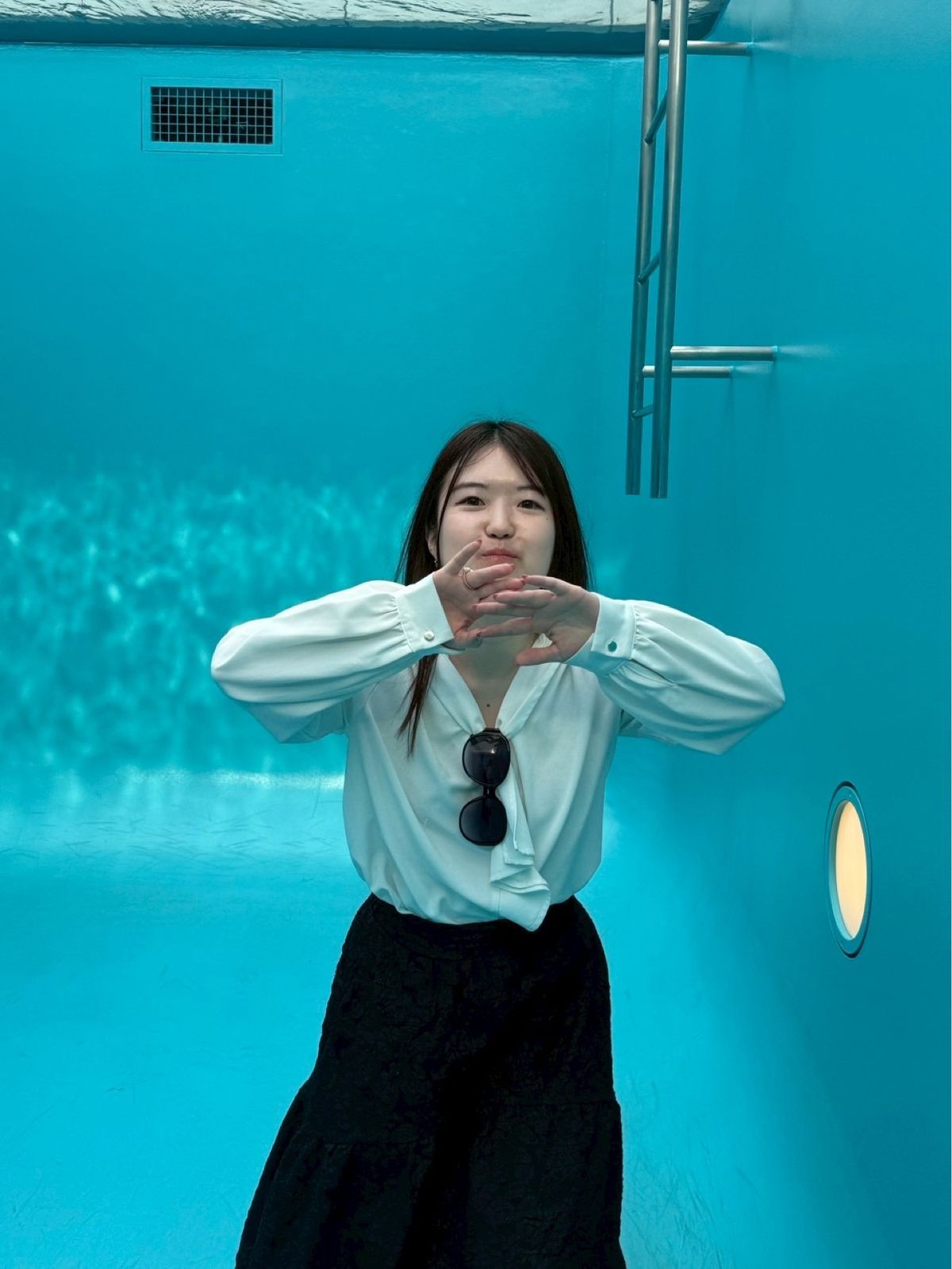 21世紀美術館
プール予約が必要で10時半にいって予約したら16時くらいに...