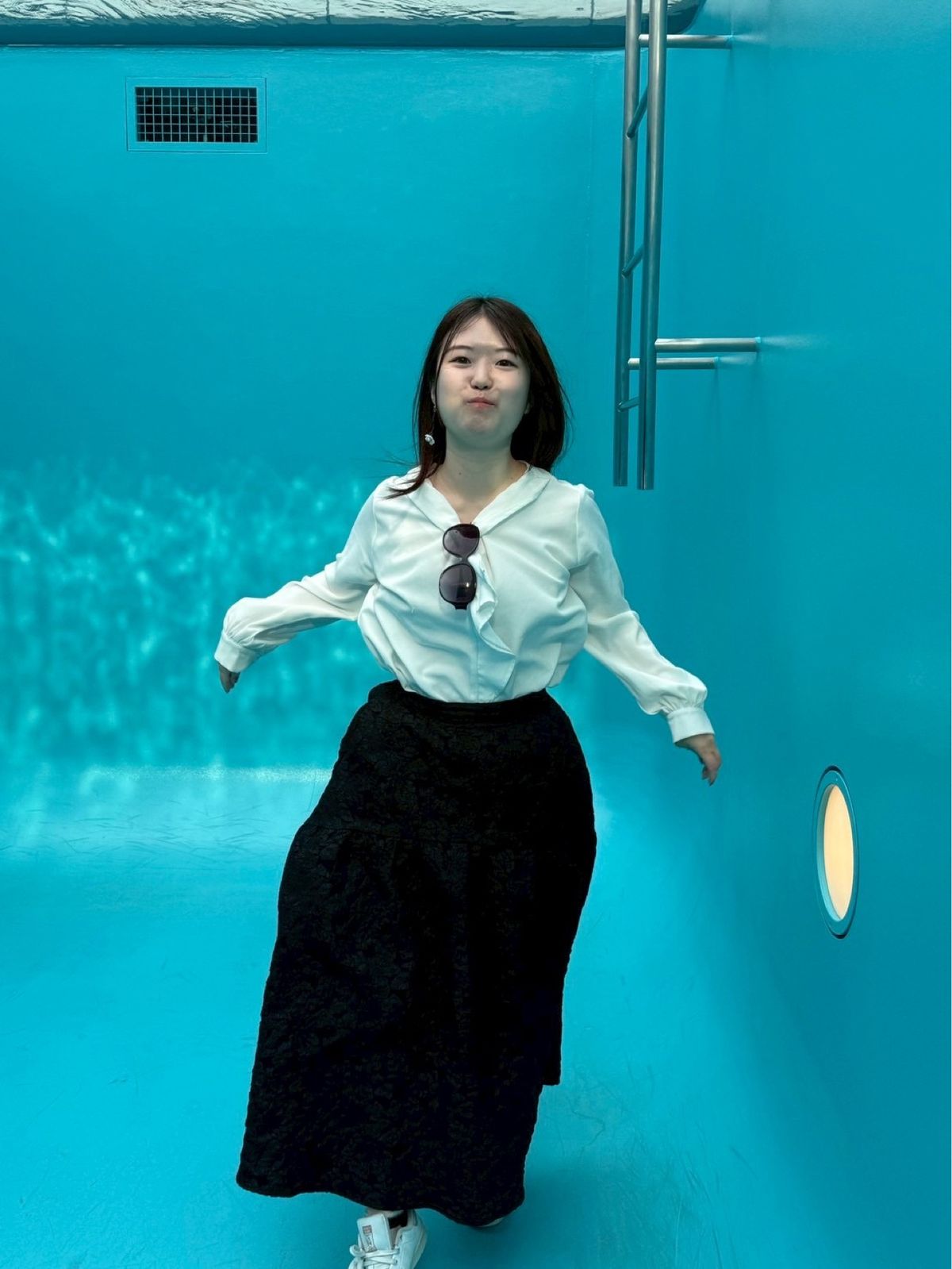 21世紀美術館
プール予約が必要で10時半にいって予約したら16時くらいに...