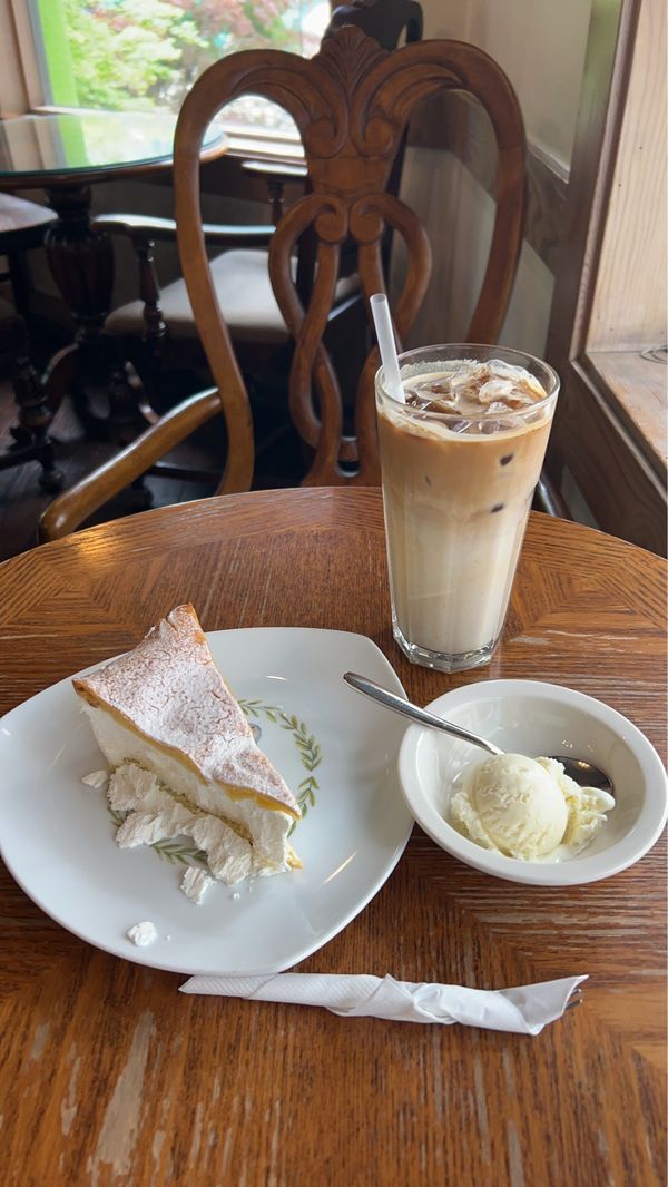 大韓民国 (韓国)・ソウル「韓国2回目一人旅」の写真：ソウル駅に行く前にちょっと休憩です。